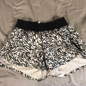 Lululemon black and white stripped shorts size 4